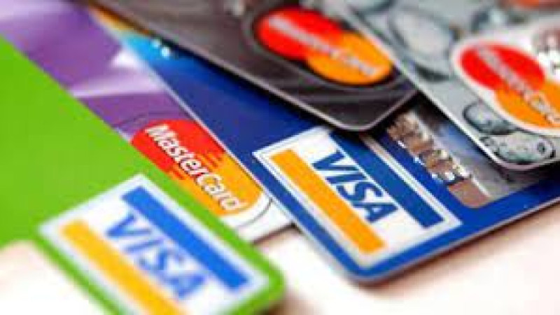 Vatandaşın tek çaresi kredi kartları: Kartlı harcamalar geçen seneye göre yüzde 122 arttı
